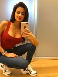 Escort sara (como)