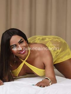 Kendra dior