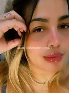 Novit bella ragazza giovane completa foto re