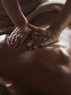 Massaggiatore relax massaggi Napoli