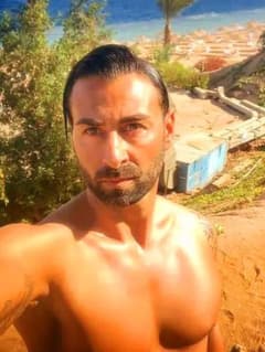 Devo svuotare cerco ragazze