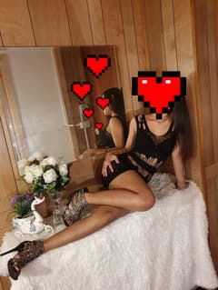 ELENA THAI Varese