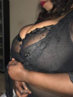 Cynthia  maggiorata naturale