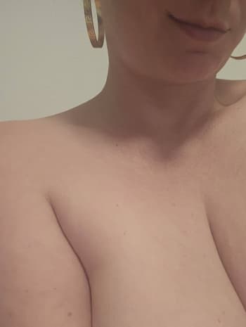 3279379762