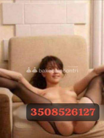 3508526127