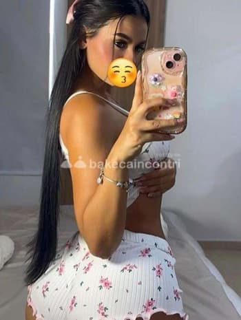 3935906478