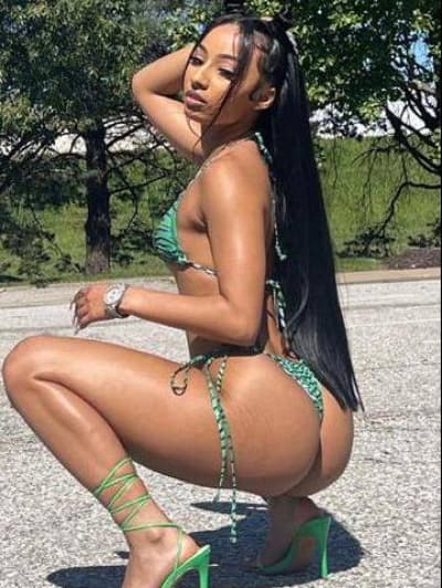 Escorts donne sonia () Escorts donne sonia ()